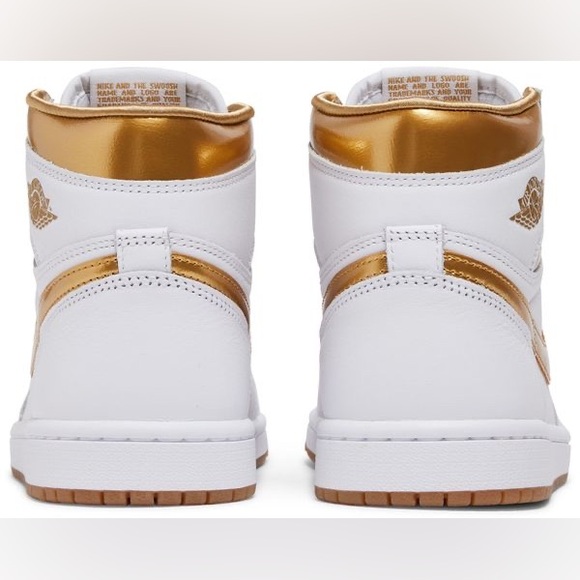 Nike Wmns Air Jordan 1 Retro High OG Metallic Gold | Women’s 12.5 NIB - Picture 7 of 7